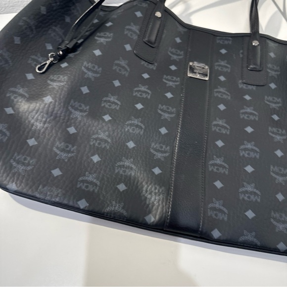 MCM PRODUCTS TOTE SHOPPER LARGE BLACK USA INC CORE MWPAAVI01 MSRP $1,550 - Picture 6 of 16